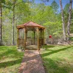 Murphy Cottage with Screened-In Porch - Pets Welcome