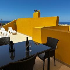 Terraza con vistas mar/montaña