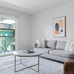 Burbank 1BR w WD Pool Gym nr WF TJ LAX-720