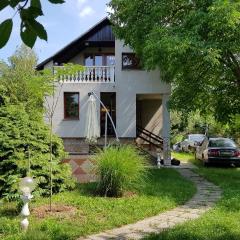 Hill View Holiday House nearby Budapest with AC & Pool