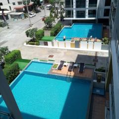 Neo2 condo 407