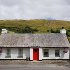 Eddie's Roadside Thatched Cottage