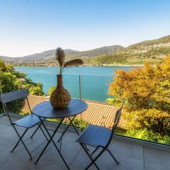 La Palma 1 by Quokka 360 - modern panoramic lake view flat