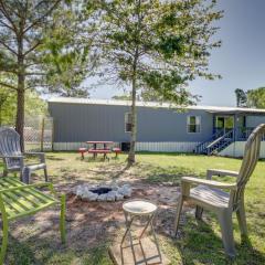 Rural Mississippi Vacation Rental about 12 Mi to Lake!