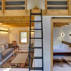 Cozy Catskills Tiny Home about 3 Mi to Bethel Woods!