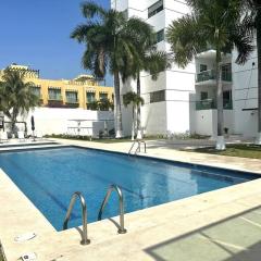 3BR Beautiful Condo with Pool Gym & Great Location