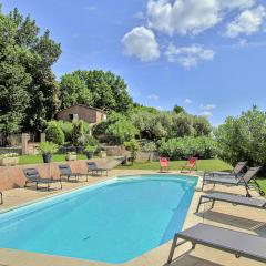 Awesome Home In Goult With 5 Bedrooms, Wifi And Private Swimming Pool