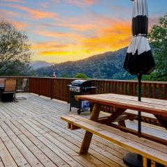 Secluded Mountain Top Home Minutes to Sequoias & Kings Canyon