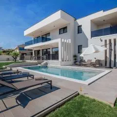 Villa Andris-luxury villa near sandy beach - by TRAVELER tourist agency KRK