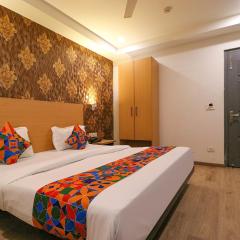 FabExpress La Serene - Near Yamuna Sports Complex