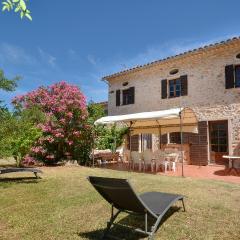 Lovely Home In La Garde With Kitchen