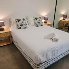 Hi Surf Unit 2, 92 Head Street, Forster