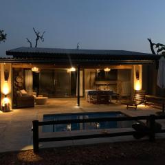 Rooibos Luxury Bush Cottage