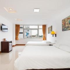Cabana Hotel - 47A Nguyen Trai, Q1 - by Bay Luxury