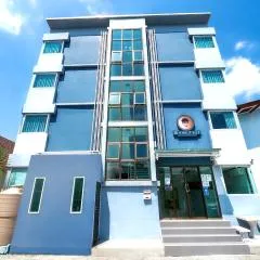 Dancenter Rq Suvarnabhumi Airport