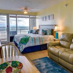 Oceanfront Daytona Beach Studio Walkable Location