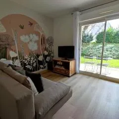 Appartement avec WIFI, terrasse, jardin, parking privé à 800m de la plage à Trébeurden - FR-1-368-386