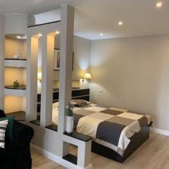 Wonderful University Studio