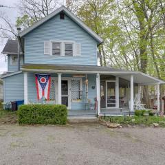 Spacious Lakeside Cottage - 2 Miles to Marblehead!