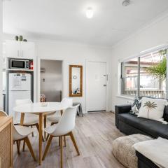 Central and modern 2 bedroom unit at Smugglers