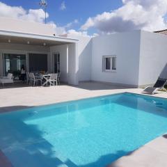 CHALET ARRILUCE Plaza de parking gratis en la playa