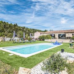 Beautiful Home In Saignon With Outdoor Swimming Pool