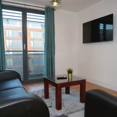 Central Arcadian One Bedroom - Sofa Bed - Balcony - City Centre