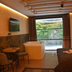 DOĞAL SUİT BUNGALOV
