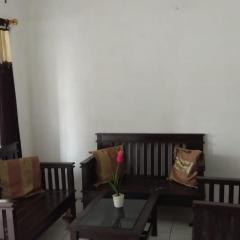 Penginapan homestay syariah PUTIH