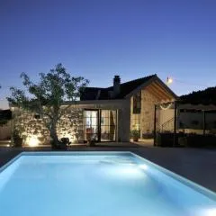 Countryside house Rusulica