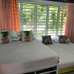 CHALET MORIS D' RUMAH BONDA RIVER VIEW