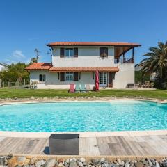 Maison Urt - Charmante maison avec piscine