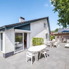 Villa in Koksijde with Sunny Terrace