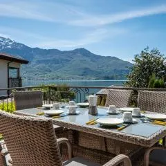 Lake view apartment with balcony and parking - Larihome A25