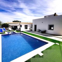 Casas Caiado Two Houses with swimming POOL