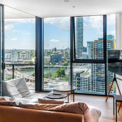 Brand New Riverview 2BD Apartment at South Bank