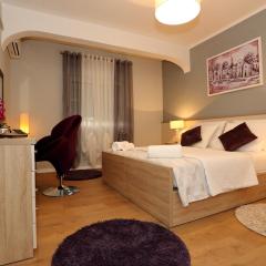 Luxury Maraschino Apartments