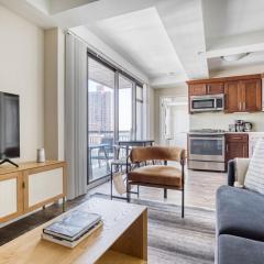 UES 1BR w Gym Doorman nr Carl Schurz Park NYC-653