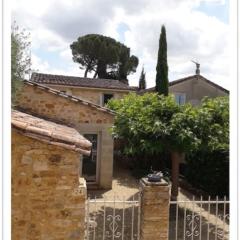 Charming small house close to Uzès