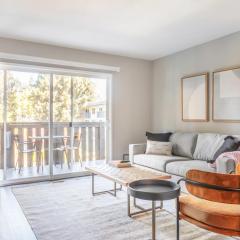 Sunnyvale 2BR w Gym Pool Courts nr Tech HQs SFO-372