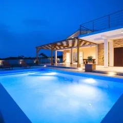 Villa Iva with heated pool