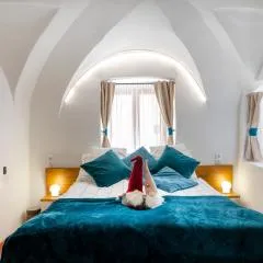 Modern Medival
