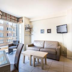 Apartment in Koksijde near Sea Dike