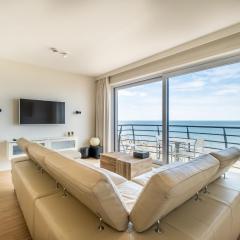 Primavera 601 Luxuriously furnished apartment right on the beach