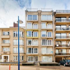 Apartment in Koksijde near the Sea