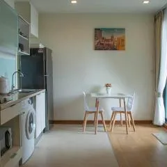 Lovely 1-Bedroom condo near Night Barzaar