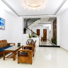 Simple House Near My Khe Beach and Night Street