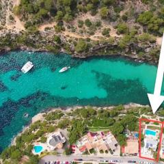* THE CRYSTAL BAY * Luxury bay and see view Villa