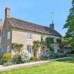 Holme Street House and Dove Cote Lodge