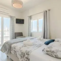 Ikaros Apt Next to the Beach